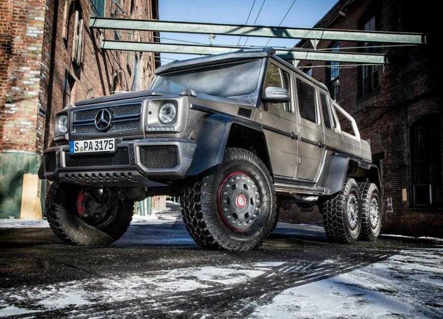  Mercedes-Benz G63 AMG 6x6 2014 года  (фото 3 из 18)